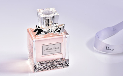 米博体育ChatGPT评女性最锺爱的十大香水品牌