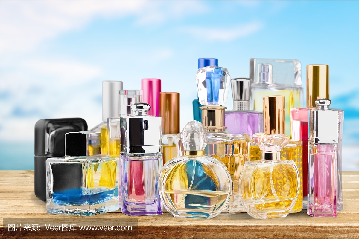 女人必买的经典香水排行榜-女性最值得入手的香水有哪米博体育些